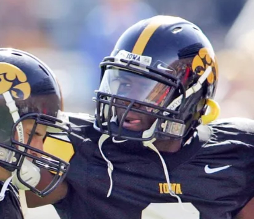 Arvell Nelson - Image courtesy of https://www.desmoinesregister.com/story/sports/college/iowa/iowa-football/2014/07/18/former-hawkeye-qb-returns-state-play-barnstormers/12852513/