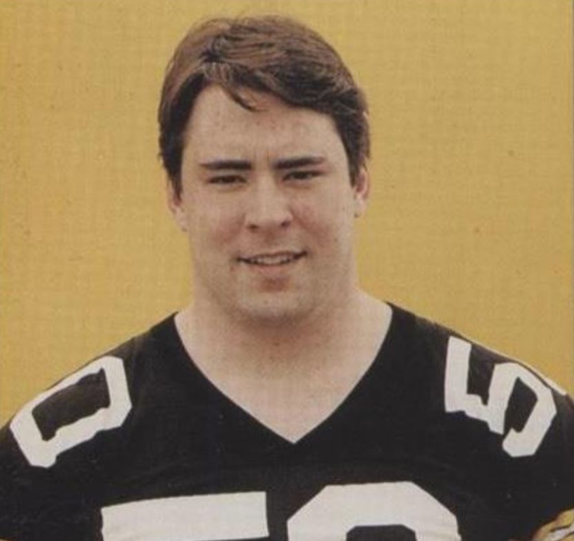 Bill Anderson - Image courtesy of https://www.comc.com/Cards/Football/1989/Iowa_Hawkeyes_Team_Issue_-_Base/50/Bill_Anderson/12642836