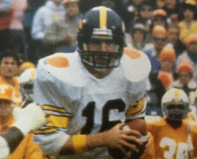 Hawkeye Top 70: #3 Chuck Long