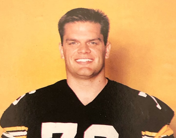 Scott Sether - Image courtesy of https://hawkeyerecap.com/1992_football_cards.asp